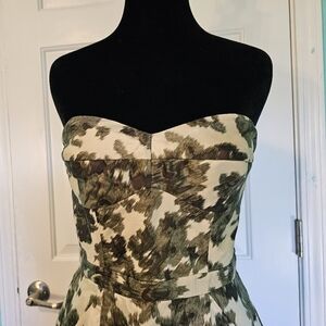 J Crew Silk Strapless Mini Dress in Black, Gray, and White Floral Pattern Size 2